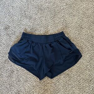 Lululemon shorts size 6